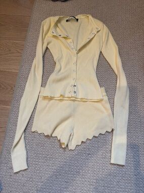 Lioness Soft Pale Yellow Ribbed Snap-Front Top